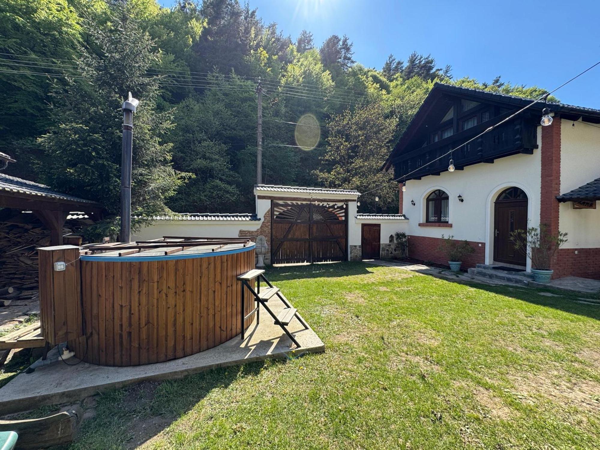 Casa Stefania Hotel Tălmaciu Exterior foto