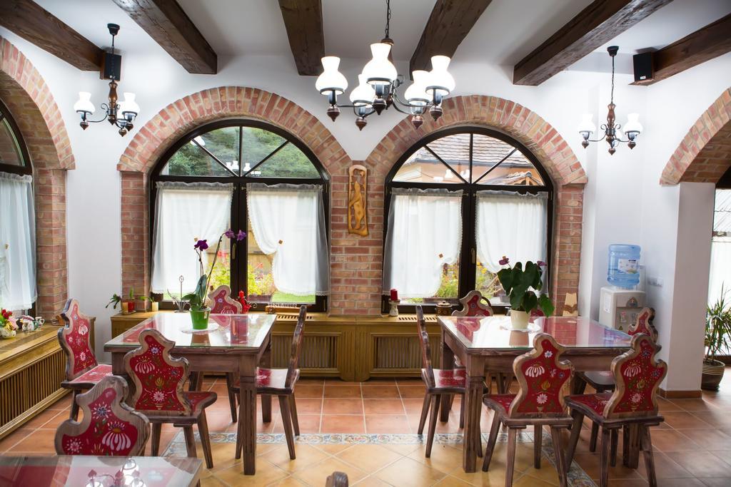 Casa Stefania Hotel Tălmaciu Exterior foto