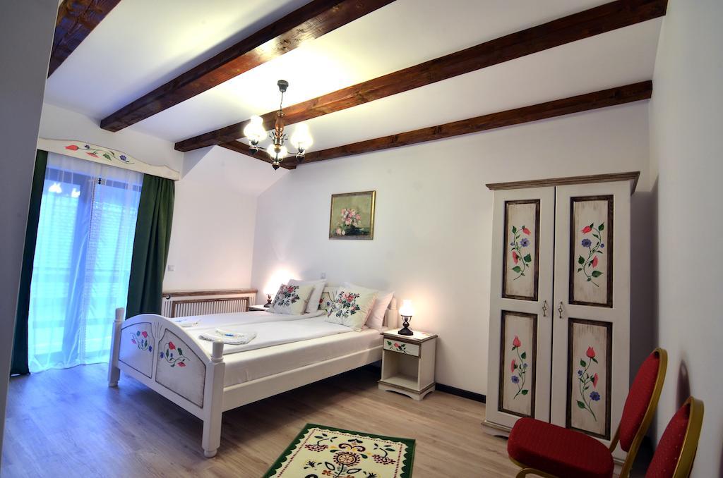 Casa Stefania Hotel Tălmaciu Habitación foto
